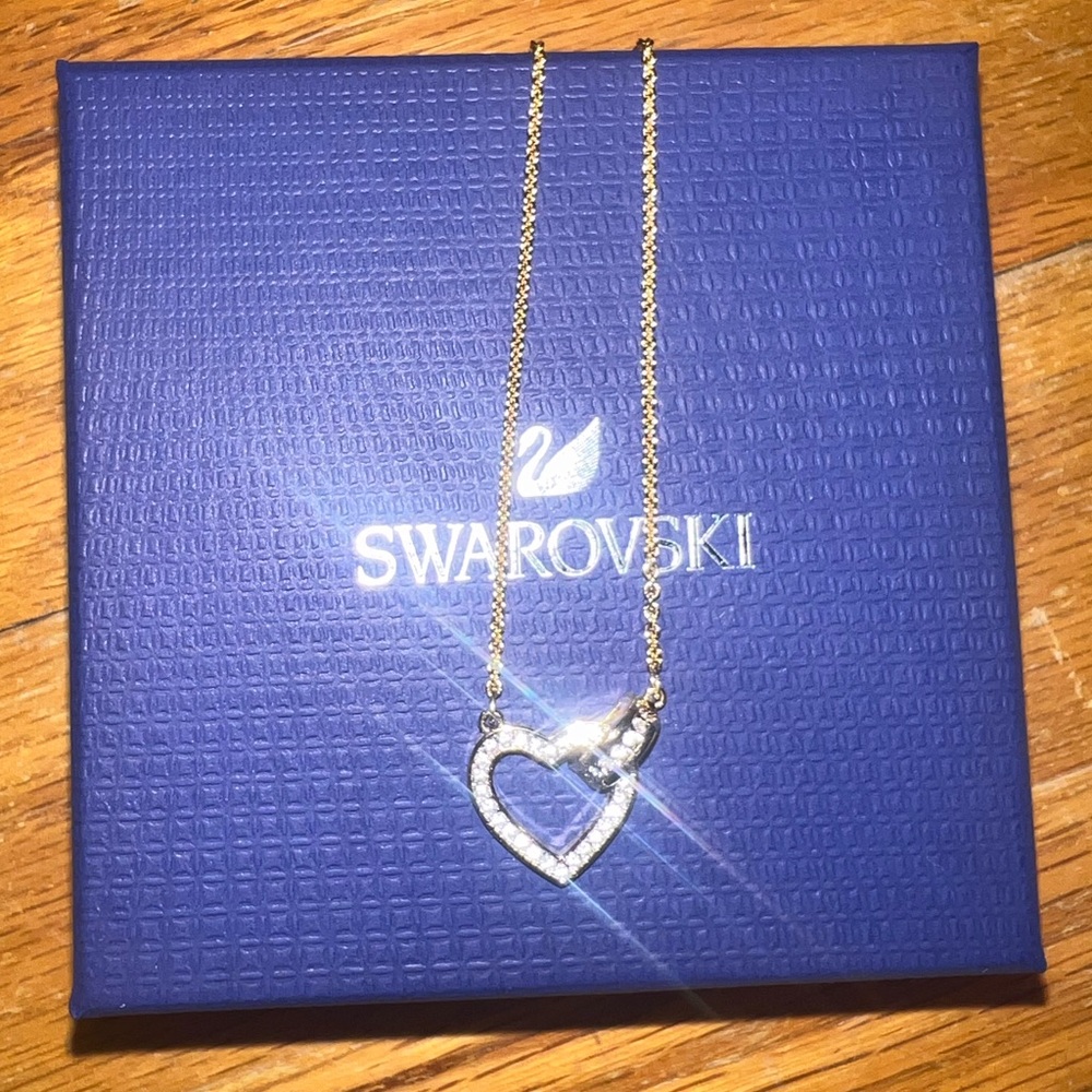 Swarovski “Lovely Necklace” in Gold